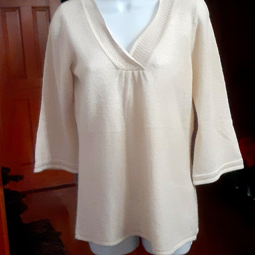 New York & company gold v-neck sweater
